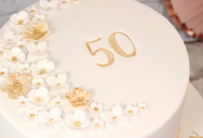50th Wedding Anniversary Cake - Cakey Goodness